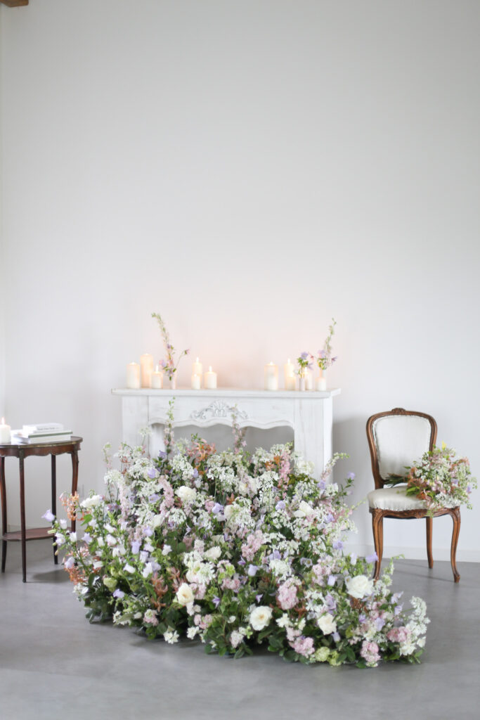 Décor floral cheminée